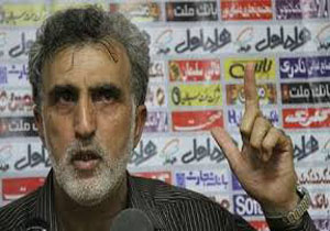 حسین فرکی: خواهش می کنم نویدکیا از من حمایت نکند