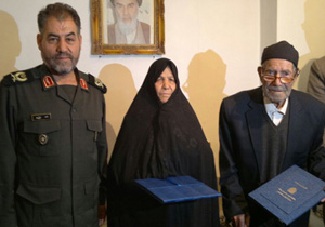 سرلشکر ایزدی از شهدای شمال غرب کشور تقدیر کرد