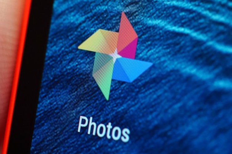 گوگل برای افزودن ویژگی&zwnj;های بیشتر به Google Photos شرکت Fly Labs را خرید