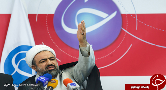 دفاع رسایی از زیباکلام مساوی است با ظهور امام زمان؟/نور به قبر مهدی بازرگان ببارد!!/ماجرای پاسخ زیباکلام به سوال یک دانشجو