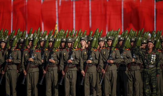 تصاویر عجیب و شگفت انگیز از نظم در کره شمالی!///// کارتابل قفل کرده تصاویر باز نمی شوند // تصاویر ذخیره شده  است