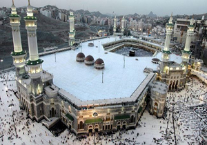 سرقت پول‌های حج و توسعه ناچیز خانه خدا