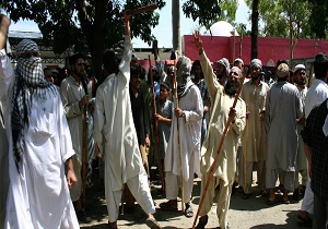 ادامه اعتراضات به سر بریدن هزاره‌ها در افغانستان