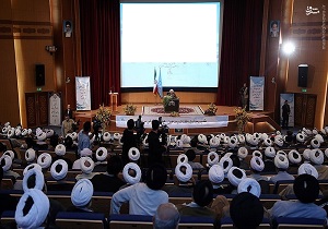 برگزاری گردهمايي بزرگ مبلغان اعزامي حوزه علميه به اربعين حسيني در قم
