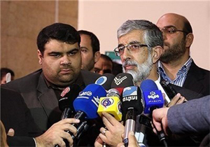 من از میزان تجلی شعار نمایشگاه مطبوعات امسال راضی نیستم