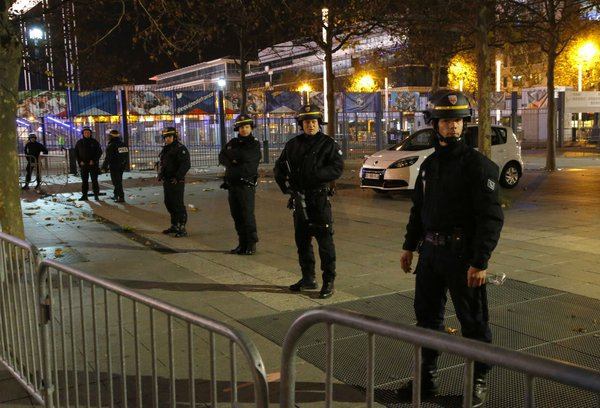 انفجار&zwnj;های مرگبار، تیراندازی و گروگان&zwnj;گیری در پاریس/ 60 نفر کشته شدند/ واکنش داعش چه بود؟ + تصاویر