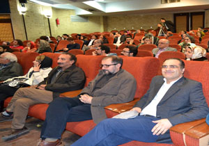 &laquo;دیالوگ&zwnj;های ماندگار&raquo; خسرو شکیبایی در قاب خوشنویسی