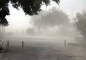 وزش تندباد در مشهد ۱۳۹ حادثه آفرید