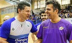 سلفی علی دایی با تماشاگران