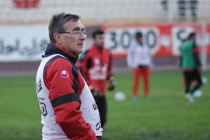بازدید برانکو از زمین های منتخب برای تمرین سرخپوشان