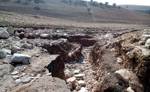 عدم پرداخت خسارت به زمین‌های کشاورزی پس از وقوع سیل در کرمانشاه + تصاویر