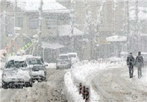 بارش برف و کاهش 12 درجه ای دمای هوا در اردبیل
