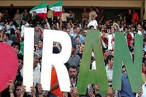 سی ثانیه سکوت برای قربانیان پاریس