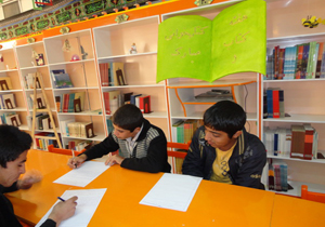 تقدیر از اعضای برتر کتابخوان مراکز کانون استان در جشن کتاب