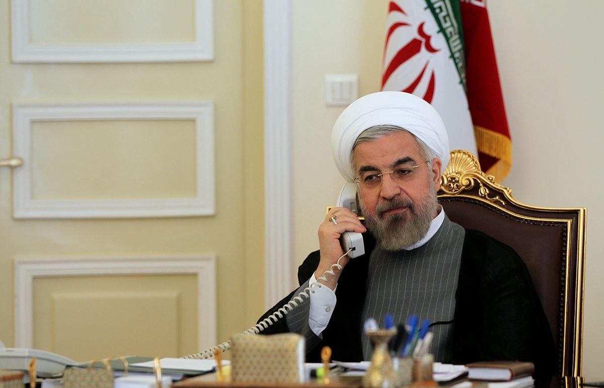 روحانی: اینکه تروریست&zwnj;ها می&zwnj;کوشند خود را به اسلام نسبت دهند، دروغ بزرگ است/اولاند: امیدواریم هر چه سریعتر سفر جنابعالی به پاریس انجام شود