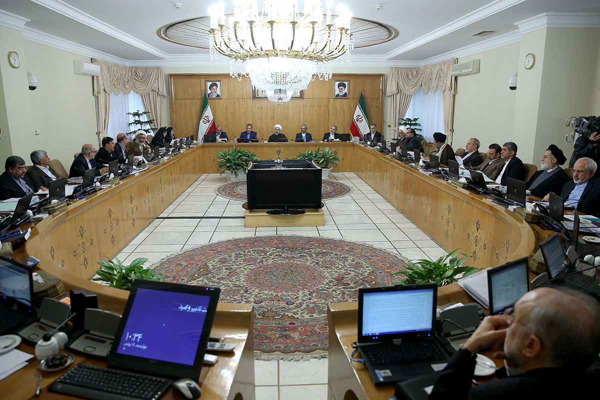 از انهدام یک تیم تروریستی در کرمانشاه تا تاکید وزارت کشور بر ممانعت از ورود زائران بدون وزیر در اربعین حسینی