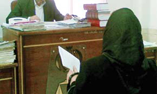 شوهرم می خواهد مرا رها کند و در شهرستان درس بخواند