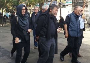 پوشش گردشگران اروپایی در روز عاشورا