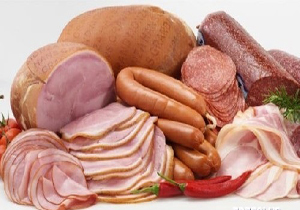 یک نهاد بین المللی: خوردن سوسیس و همبرگر باعث ایجاد سرطان روده بزرگ می‌شود