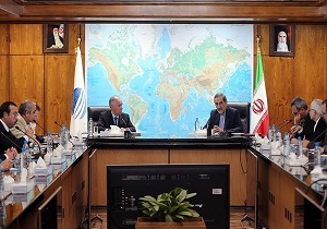معضل مواد مخدر با سیاست&zwnj;های برخی کشورهای فرامنطقه&zwnj;ای و بین&zwnj;المللی پیوستگی دارد