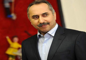 مسافر آستانه بر کناری خود را تأیید کرد/ مصطفی ابطحی رئیس موسسه رسانه‌های تصویری شد