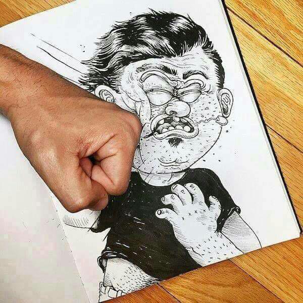 نقاشی در حال جدال با نقاش خود+تصاویر