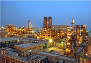 ارزش افزوده ۴ میلیارد دلاری صنعت پتروشیمی پس از ده‌ها میلیارد دلار سرمایه‌گذاری