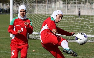 گلباران وحدت ایثار گرگان در خانه حریف