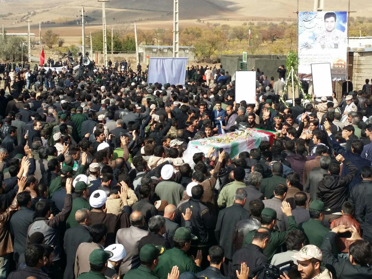 تشیع پیکر یک شهید مدافع حرم در شهرستان سنقر و کلیایی