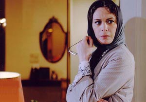 باید به پتانسیل و استعداد‌های جوانان فیلمساز بها داده شود