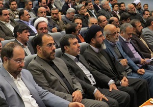 استانداران مجری سیاست‌های دولت و گفتمان رئیس جمهور هستند