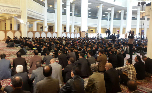 تجمع و عزاداری دانش آموز شیرازی در حرم مطهر شاهچراغ+تصاویر