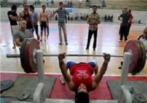 برگزاری رقابت های ددلیفت قهرمانی قم
