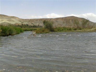 رودخانهای که خشک شد و روستاییانی که گرفتار شدند رودخانهای که خشک شد و روستاییانی که گرفتار شدند