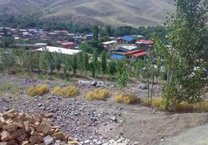 طبیعت زیبا و تاریخی در روستای زرجه بستان