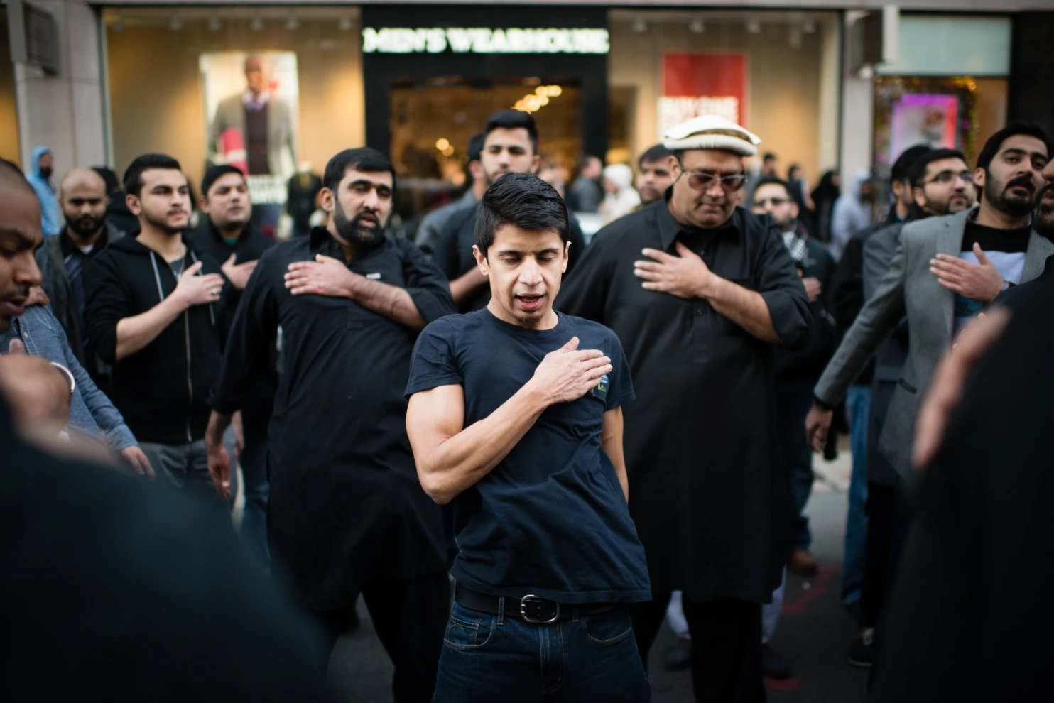 واشینگتن پست: عزاداری شیعیان آمریکایی و تظاهرات ضد داعش در مقابل کاخ سفید