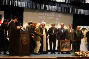 تجلیل از پژوهشگران برتر واحد اهر همزمان با هفته پژوهش