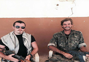 جوان مبارز استرالیایی علیه داعش به کشورش برگشت + عکس