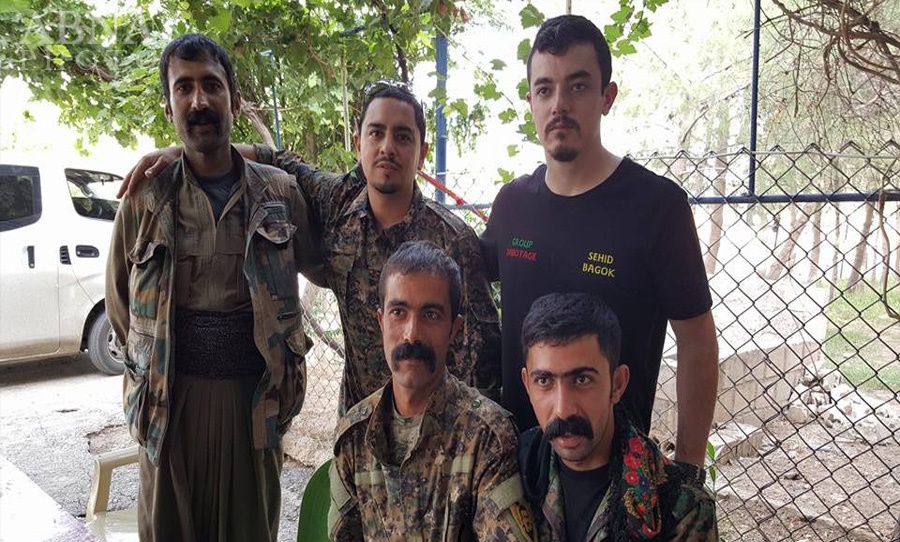 جوان مبارز استرالیایی علیه داعش به کشورش برگشت + عکس