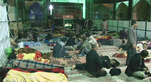 اسکان بیش از هزارمسافر گرفتار در برف در استان مرکزی