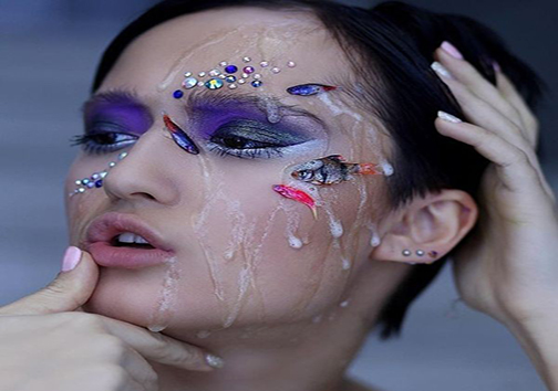 استفاده از ماهی مرده در آرایش صورت! + تصاویر