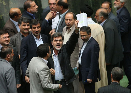 کوچک&zwnj;زاده: نمایندگان برای اعدام من هم می&zwnj;توانند امضا جمع کنند!
