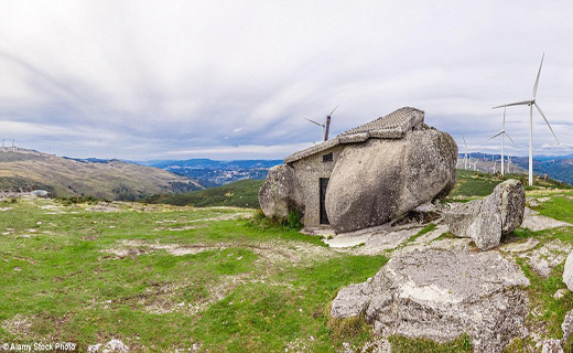 خانه هایی در دل سنگ+ تصاویر