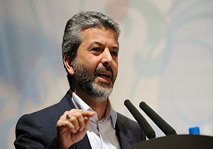 شأن دانشگاه در هیچ جای دنیا به اندازه کشور ما تنزل نیافته است/ اولین بار امام(ره) از اصطلاح "کاغذپاره" برای قطعنامه‌ها استفاده کردند