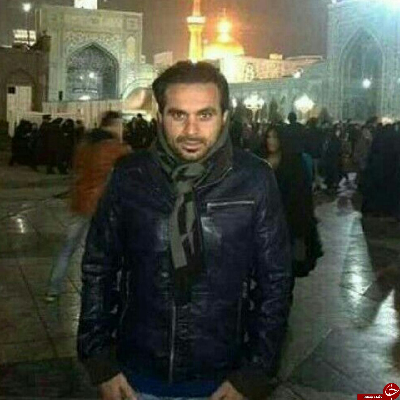 عکسی دیده نشده از هادی نوروزی در حرم امام رضا (ع) +عکس