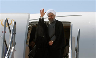 روحانی مشهد را به مقصد تهران ترک کرد