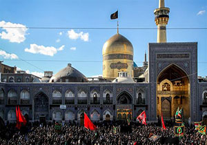 حرم مطهر رضوی مملو از میلیون‌ها زائر امام رضا (ع) + فیلم
