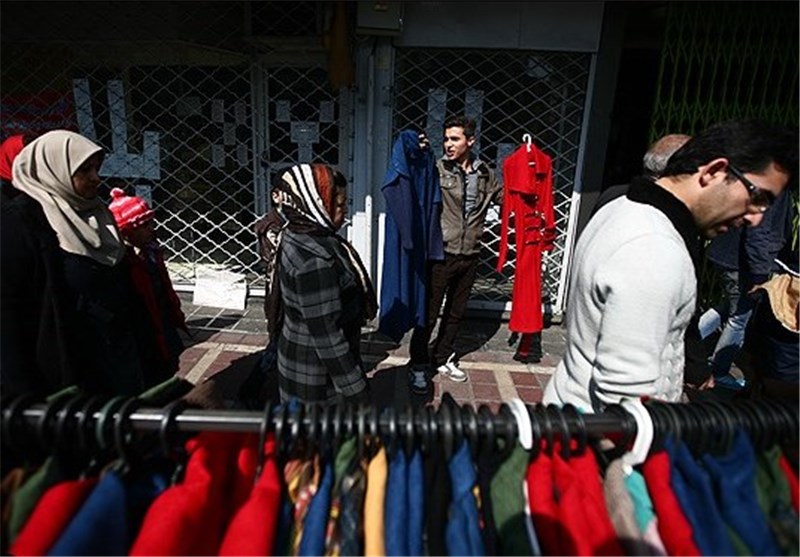 دست فروشی؛ اشتغال کاذب یا بیکاری پنهان/بساطی که در بستر نیاز پهن می شود