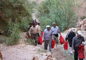 پاکسازی محیط زیست کوه های کرمان با مشارکت شهروندان
