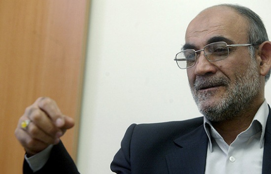 انتخابات خبرگان جای مانور سیاسی نیست